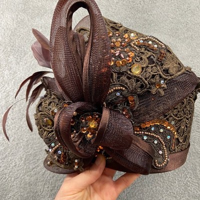 Vintage Ms. Divine Church Derby Hat Women display picture 1