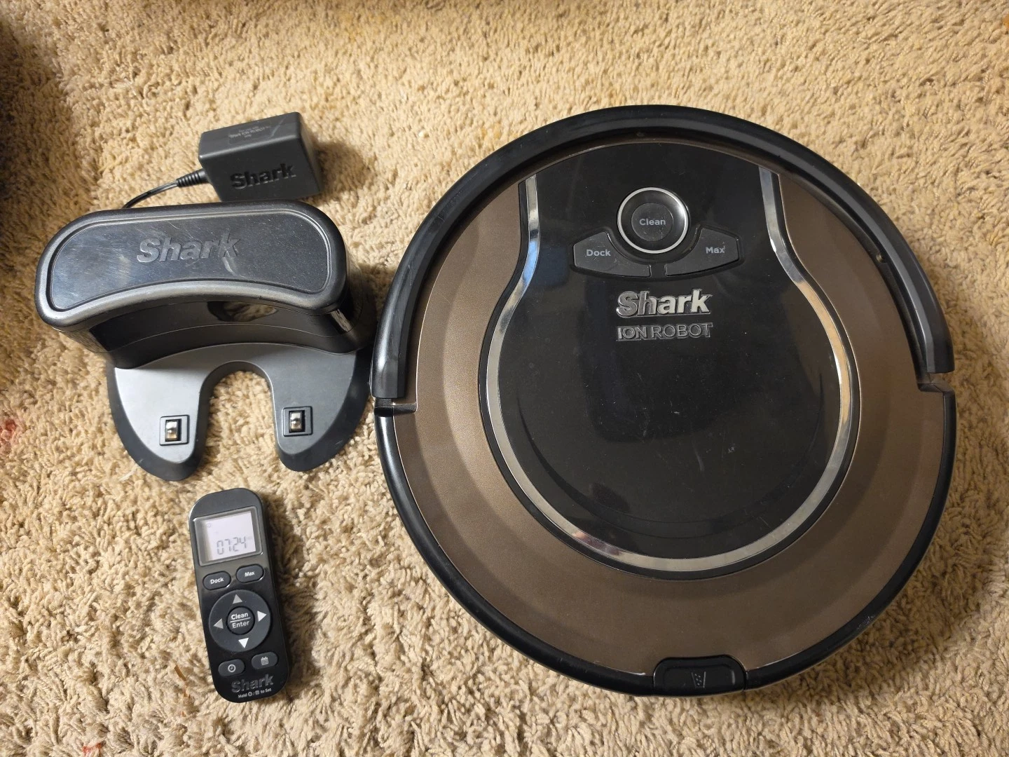 Shark ION Robot Vacuum RV725 with Scheduling Remote