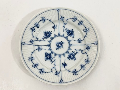 4x Royal Copenhagen Blue Fluted Plain 179 Salad Plates 19 cm - Picture 6 of 11