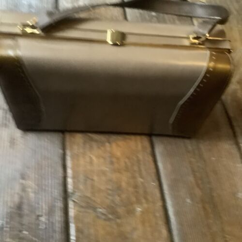 Vtg Satchel Purse Pill Box MADE IN ENGLAND Brown with Gold Trimming Vinyl Lining - Picture 3 of 9