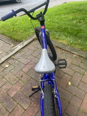 美品BMX SPECIALIZED Specialized P.1 20´´ 2023 BMXバイク 赤 | Bikeinn BMX