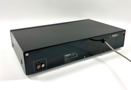 Vintage Yamaha CDX-530 Natural Sound CD Player - Black - Made In Japan - Picture 7 of 8