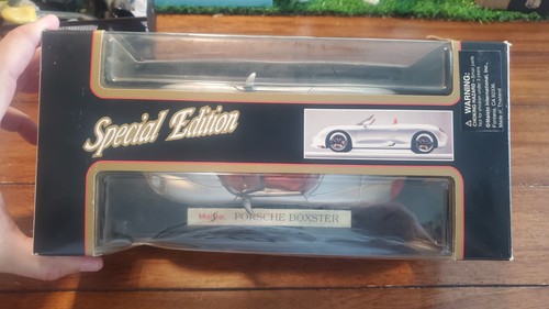 Maisto 1:18 Die Cast Porsche Boxster Special Edition silber Concept Car