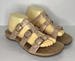 vionic misa sandals