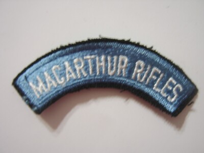 MACARTHUR RIFLES TAB PATCH - UNKNOWN :KY21-1