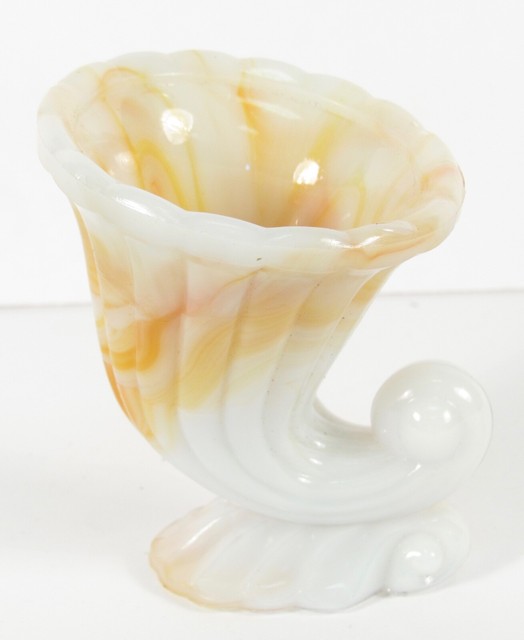 Vintage Akro Agate Slag Glass Shell Ring Holder