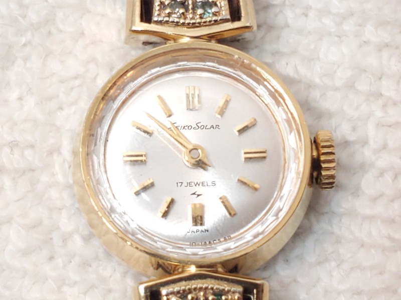Vintage Seiko Solar Women's 17 Jewels Wind Up Watch Silver Dial Gold Plated