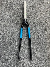 Giant Contend sl forks carbon fibre 700c quick release 220mm steerer tube disc