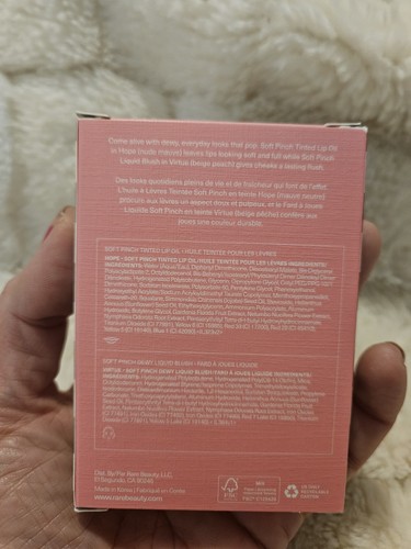 NIB RARE BEAUTY Beauty Insider Gift Soft Color Set/Lip (Hope) & Blush (Virtue) - Picture 3 of 5
