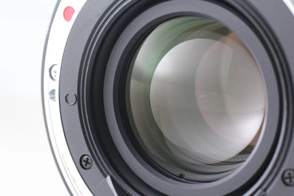 [MINT in Box] Carl Zeiss Distagon T* 15mm F/2.8 ZE Lens for Canon EF Mount Japan - Image 4 of 4