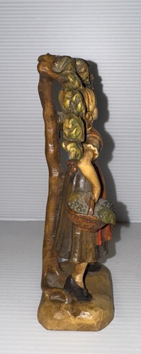 ANRI? Woodcarving, Woman with Basket Picking Grapes Grapevines Vineyard 6.5” - Picture 2 of 8