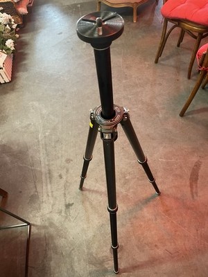 Gitzo Standard mit Mittelsäule -  Dreibeinstativ - Fotostativ, Höhe Max   144 cm