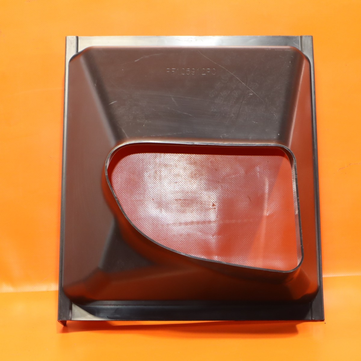 BENTLEY ARNAGE INTERCOOLER AIR DUCT RIGHT 2005 2006 2007 2008 2009 PF105912PC