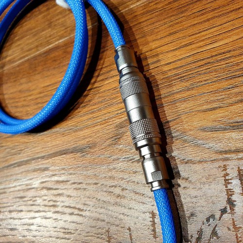 Custom Coiled Aviator USB Type-C Cable for USB Mechanical Keyboard (Bright blue) - 第 3/8 張圖片