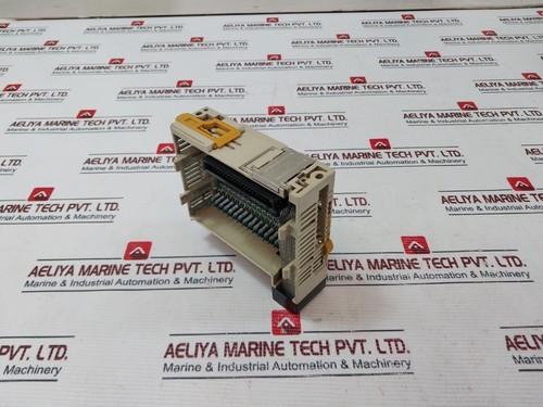 Omron CQM1-ID212 Input Unit 05701002 - Picture 4 of 11