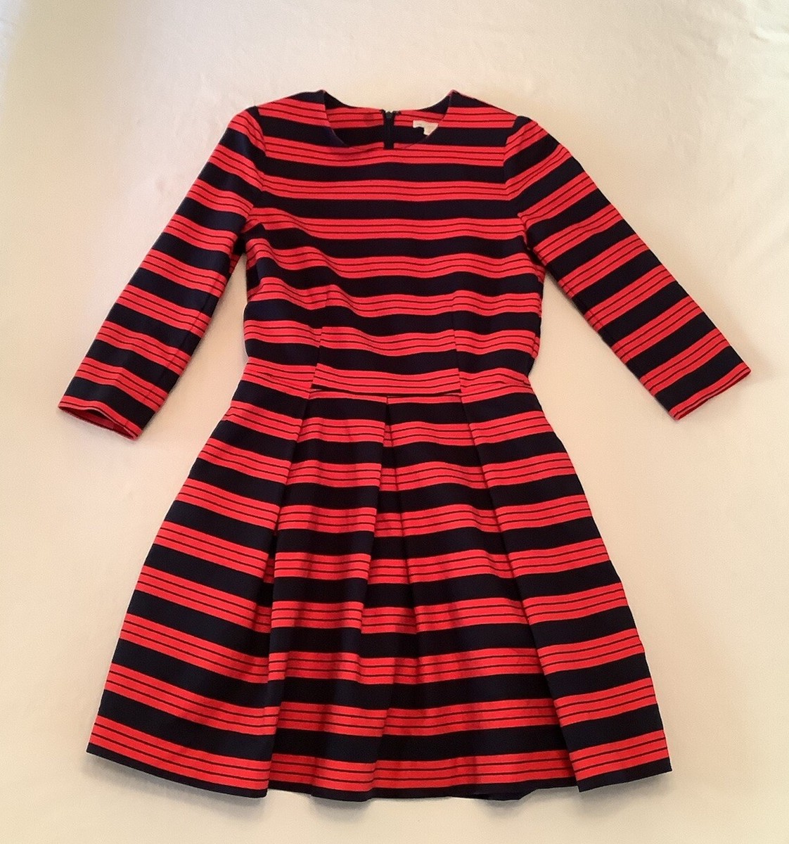 Gap Women's Navy/Red Striped 3/4 Sleeve Round Neck Knee Length Dress Size