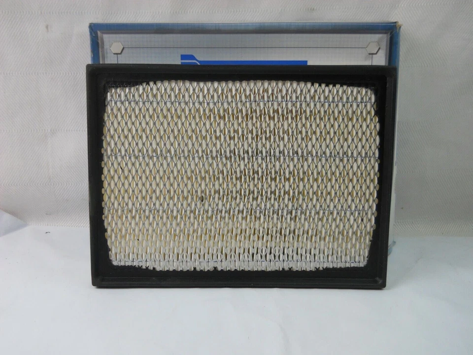 Filtro de aire del motor Purolator A34475 se adapta a; Bentley y Volvo Foto 2 de 4