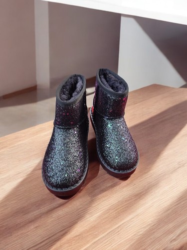 Kids Glittery Pink & Black Faux Fur Lined Mini Boots - Picture 9 of 17