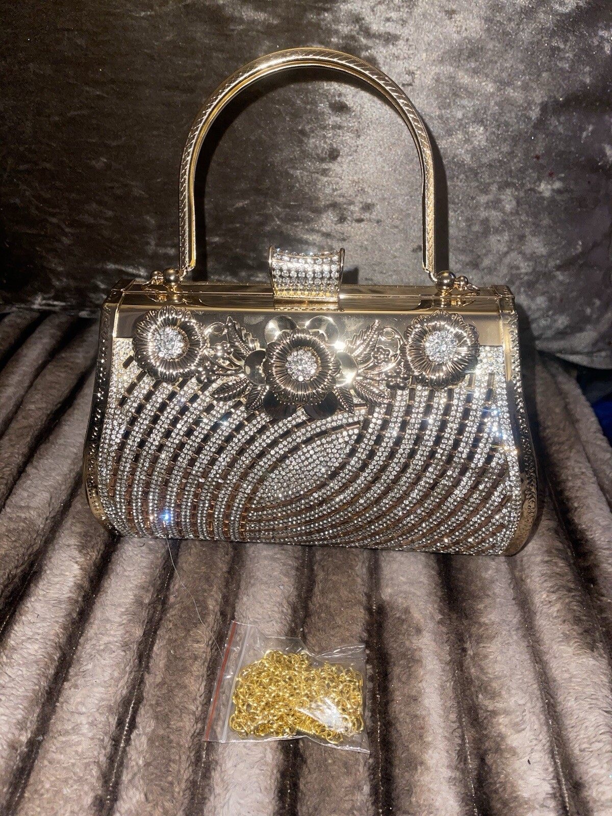 Picture 1 of 7