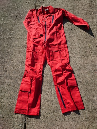 Ladies Or Mens Zip Red Colour Boilersuit Or Overalls Or Jumpsuit Or Flysuit - Picture 1 of 4