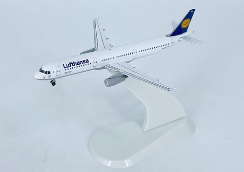 1:500 StarJets Lufthansa AIRBUS A321 Passenger Airplane Diecast Aircraft Model - Picture 2 of 11