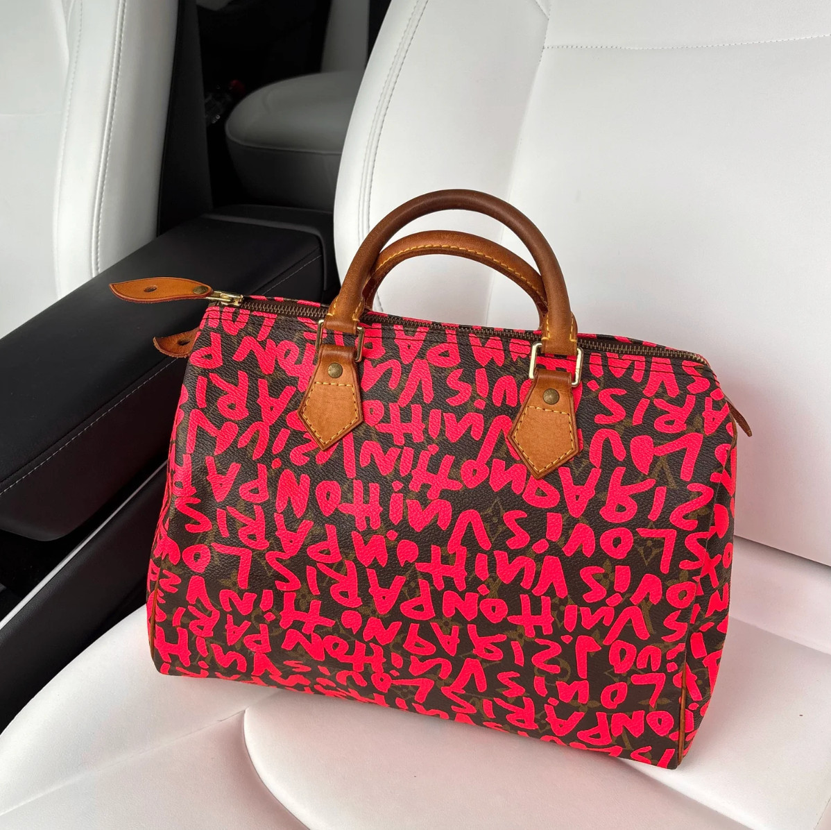 Louis Vuitton Monogram Graffiti Speedy 30 Hand Bag Pink