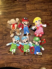New Nintendo Super Mario Bros Good Stuff Plush LOT OF 6 NWT