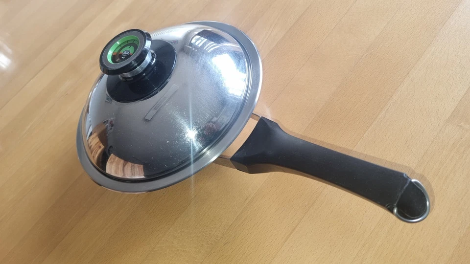 AMC Pfanne 20 cm 1,3 Liter mit Deckel 