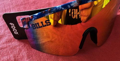 FOCO X Zubaz NFL Collab 90s Retro Sunglasses & Bills Mafia NFL 47' Clean Up Hat - Picture 18 of 24