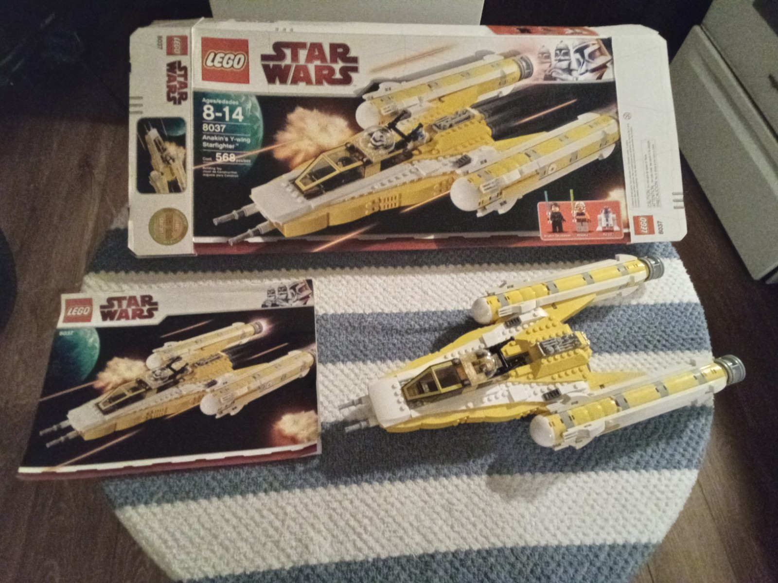 LEGO Star Wars Anakin’s Y-wing Starfighter (8037) 