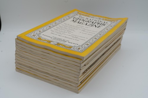 1944 National Geographic Complete Year – 12 Issues + 4 Fold-Out Maps – WWII Era - Picture 5 of 17