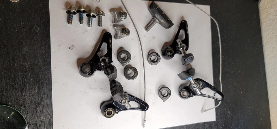 Juego de pinzas de freno voladizas Shimano Deore XT BR-M732 vintage negras Foto 2 de 4