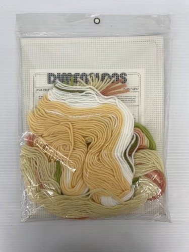 Dimensions Needlepoint Kit Heirloom Tissue Box New 2157 Vintage 1980 USA - Picture 2 of 2