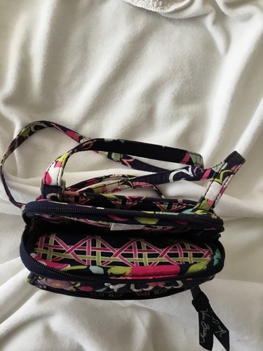 Vera Bradley Quilted Small Crossbody Purse In The Ribbons Pattern - Picture 6 of 12