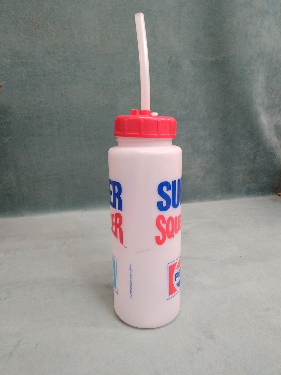 Vintage 80's Pepsi Super Squeezer Plastic Sports Bottle With Vintage 80's Pepsi Super Squeezer Plastic Sports Bottle With