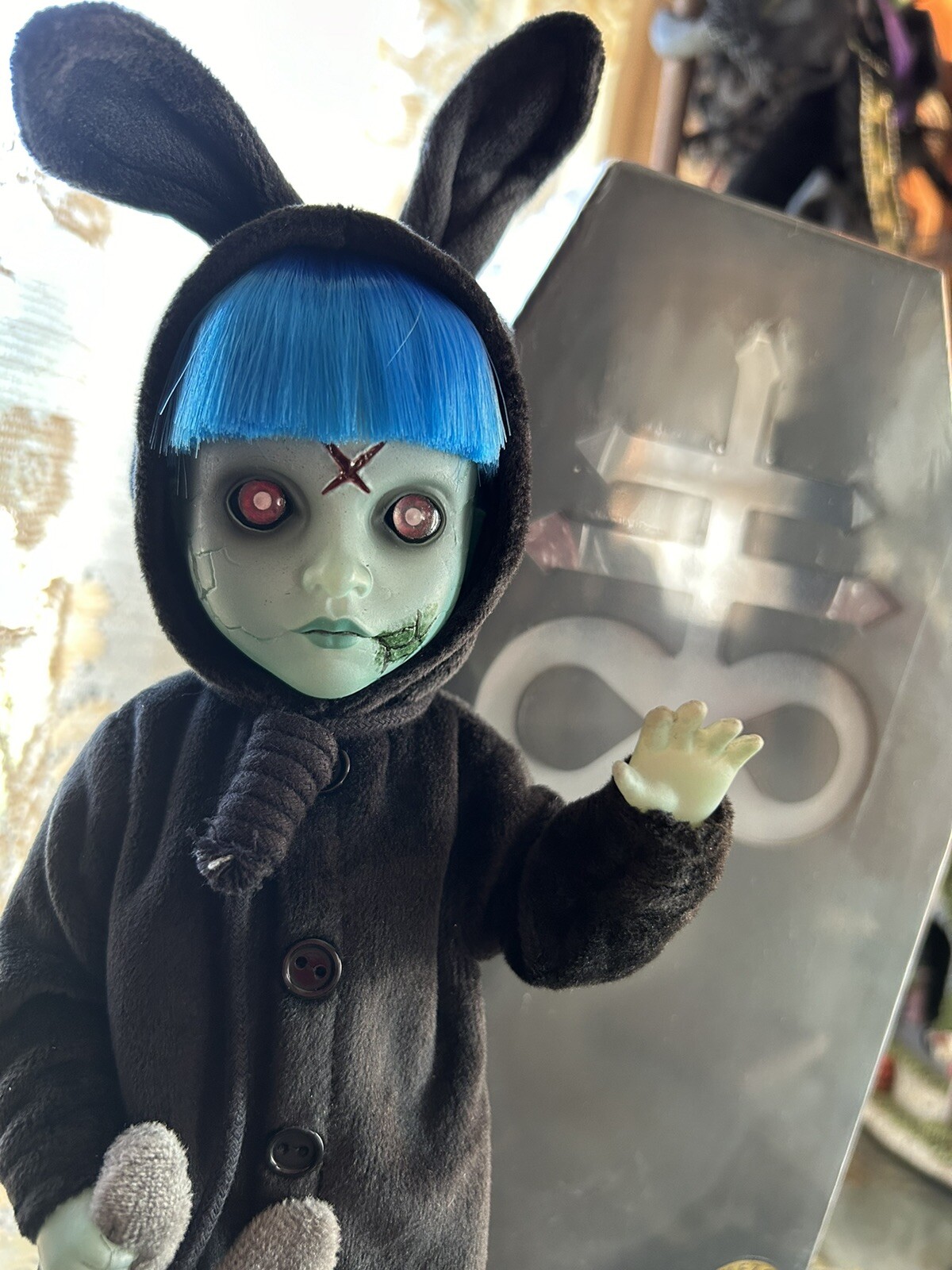 Living Dead Dolls Eggzorcist Bunny Of Doom NIB SEALED | eBay