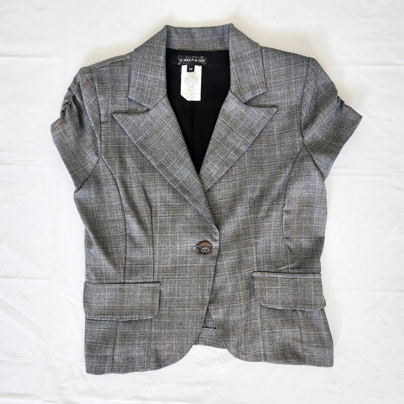 NWOT Women's Rampage Gray & Tan Striped Short Sleeve Blazer, Med