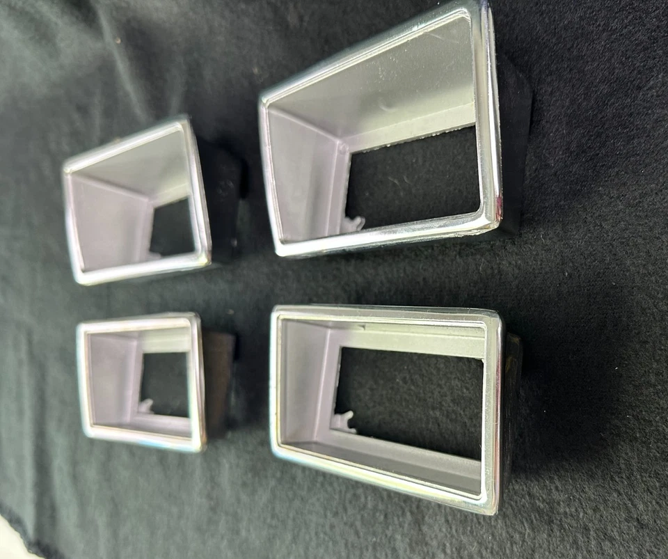 1970-1971 FORD TORINO MARKER LIGHTS ( SET OF 4) FRONT AND REAR NEW REPRODUCTION - Image 3 of 4