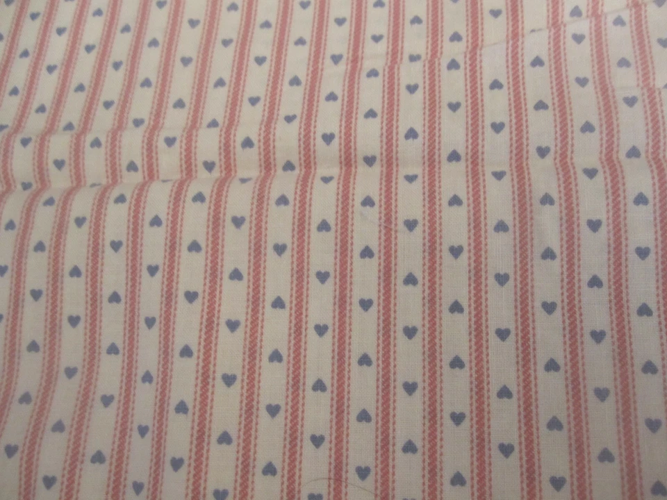 Tela de algodón vintage pequeños corazones azules tela a rayas tictac 1 yarda x 42 Foto 4 de 4