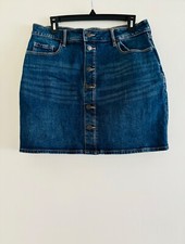 Old Navy button high rise front short denim pencil skirt, blue, size 10