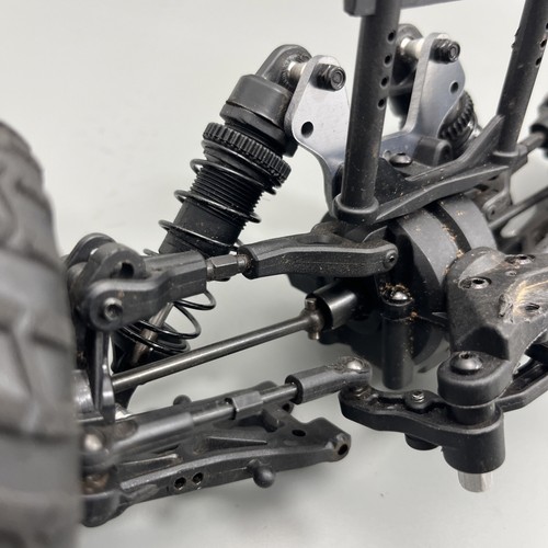 Redcat Racing Blackout SC Front used replacement parts shocks tires differential - Picture 13 of 18