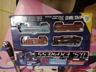 US Express Train Set 18 Pieces Battery Operated Track & Rail Cars IOB