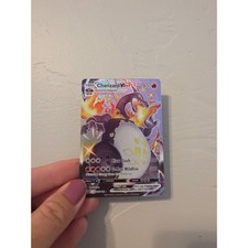 Shiny Charizard VMAX SV107/SV122 dal set Shining Fates.