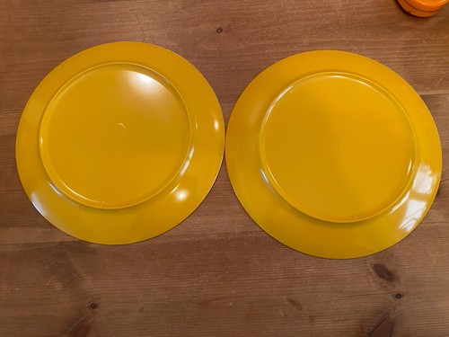 Melaware 1970s Mustard Yellow Retro 2 Mugs & 4 Plates Set Picnic Camping - Picture 10 of 19