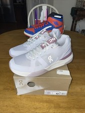Size 10 - ON The Roger Clubhouse Pro Lavender Fade Women  s 160 Retail