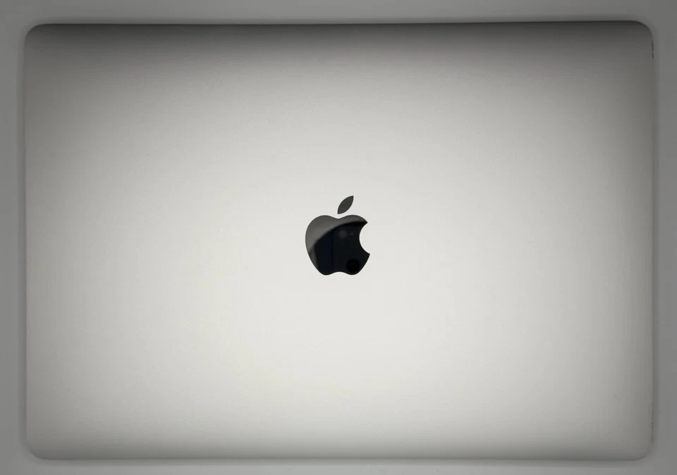 MacBook Pro 13"" (Mi-2017) - i5 2,3 GHz - 8 GB - 128 GB - argento - Immagine 3 di 4