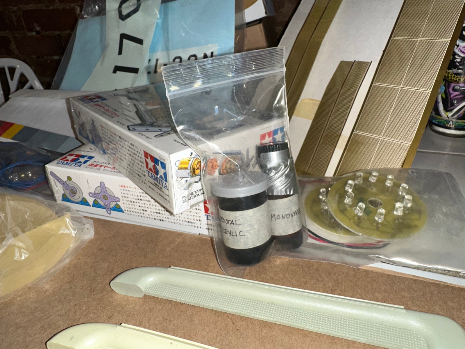 66inch (5.5 feet, 1.7 meters) Star Trek Starship Enterprise fiberglass