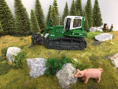 Norscot Liebherr Planierraupe PR 724 Helmreich grün 1:50 NEU OVP Art. 58017