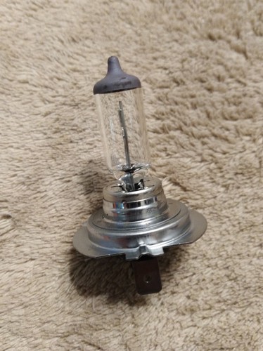 Lot of Motorcycle Light Bulbs - Picture 8 of 9