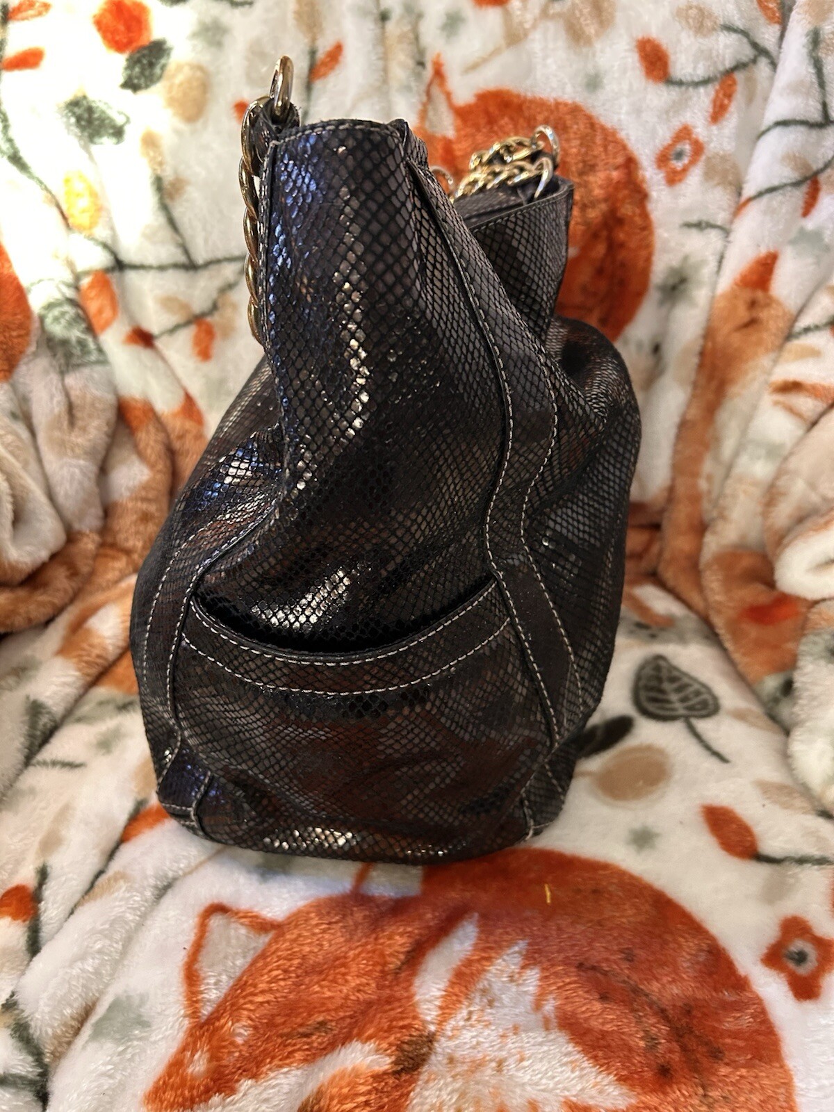 Picture 4 of 12